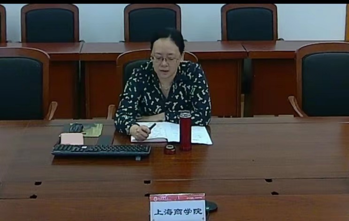 劳书记发表讲话