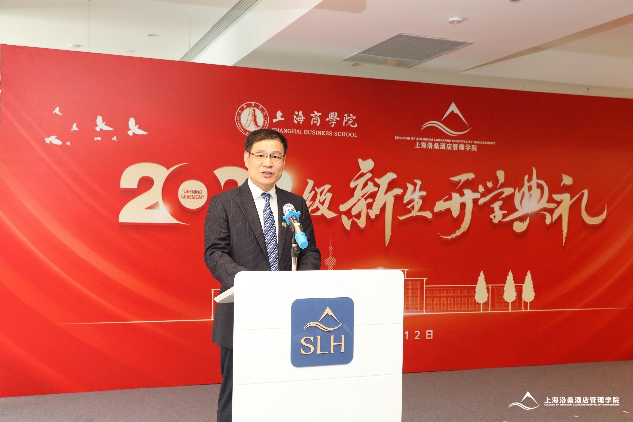 图为任建标讲话