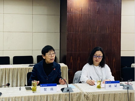 校党委常委、副校长贺瑛发言